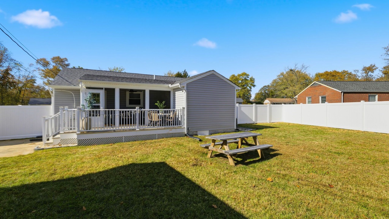 Photo of Outdoor in Mosby