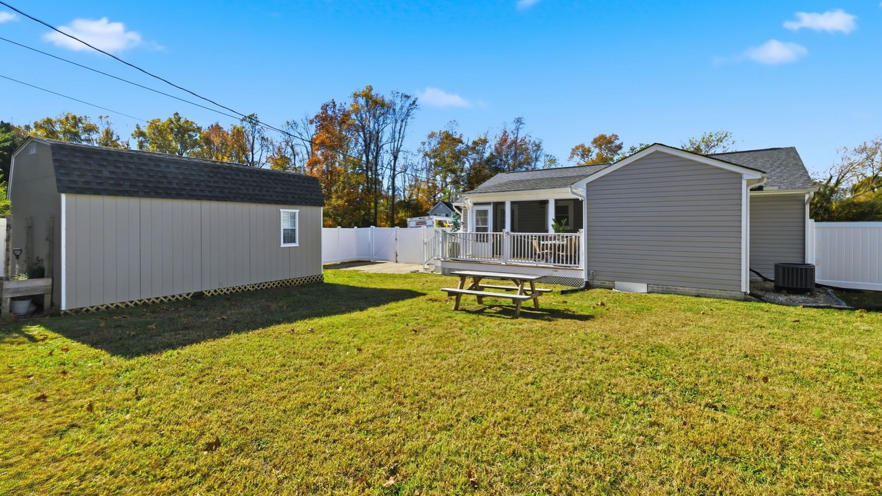 Photo of Outdoor in Mosby