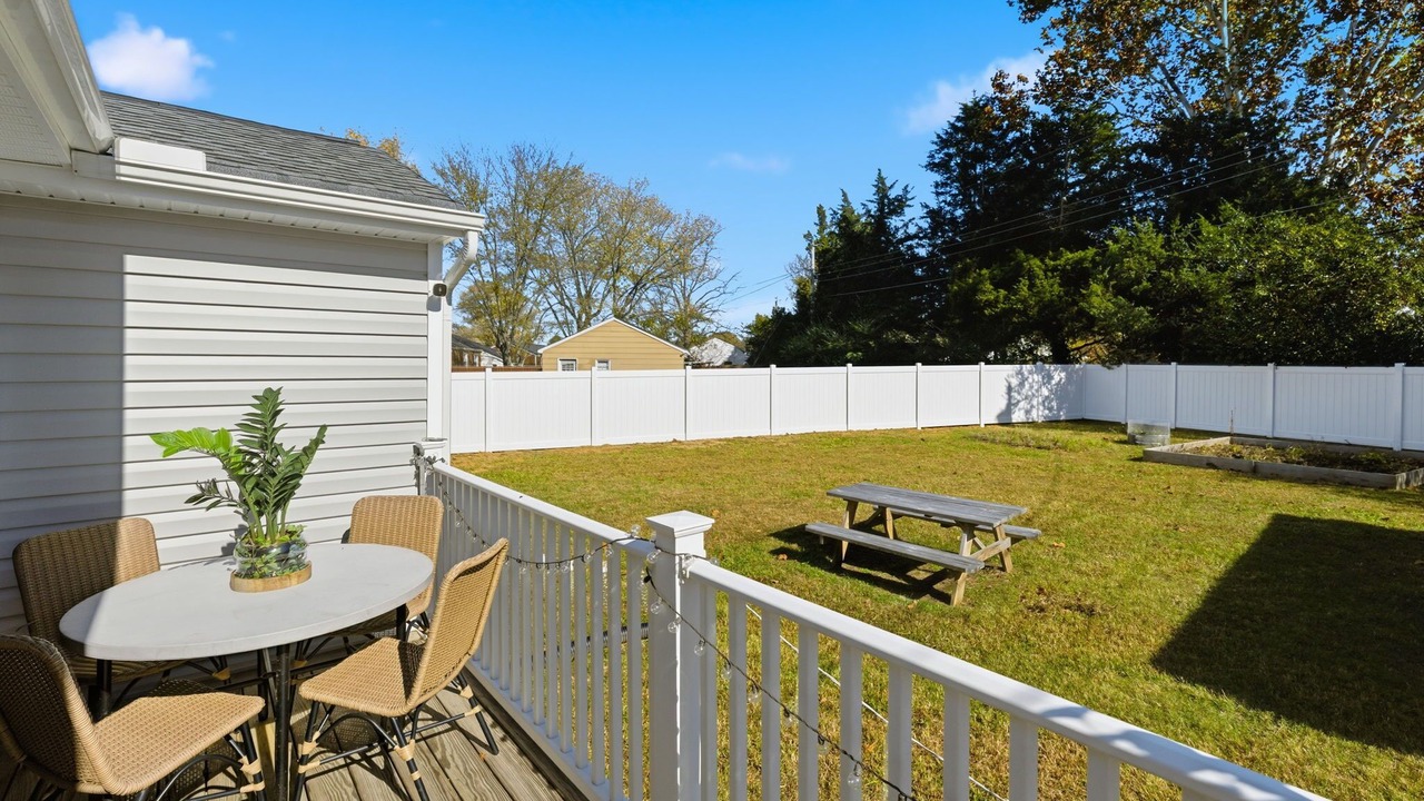 Photo of Outdoor in Mosby