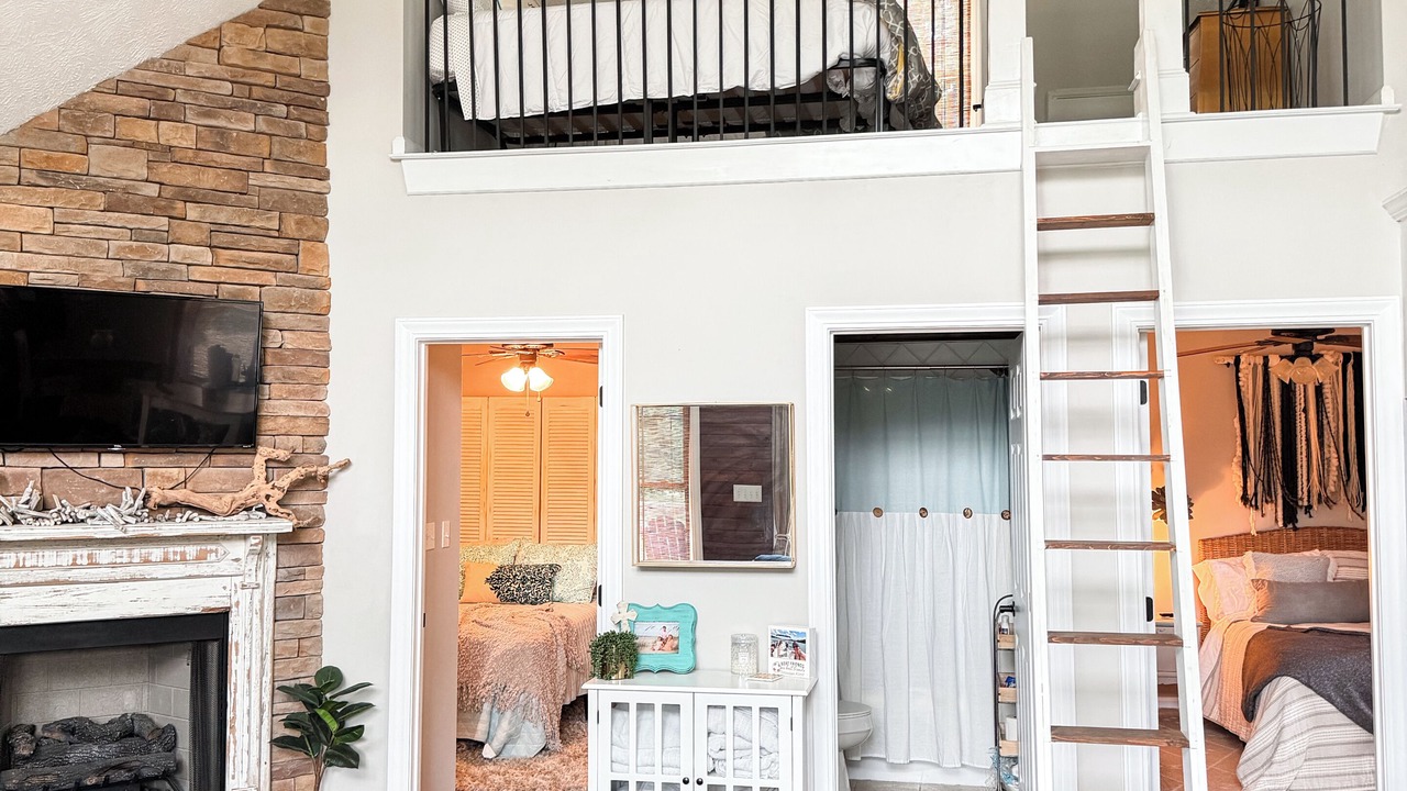 Photo of Bedroom in Decaturville