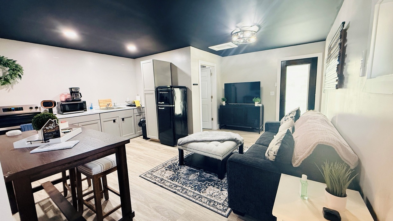 Photo of Livingroom in Greensburg
