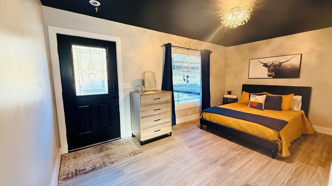 Photo of Bedroom in Greensburg