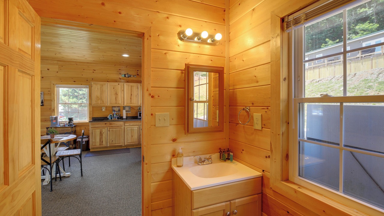 Photo of Bathroom in Draper
