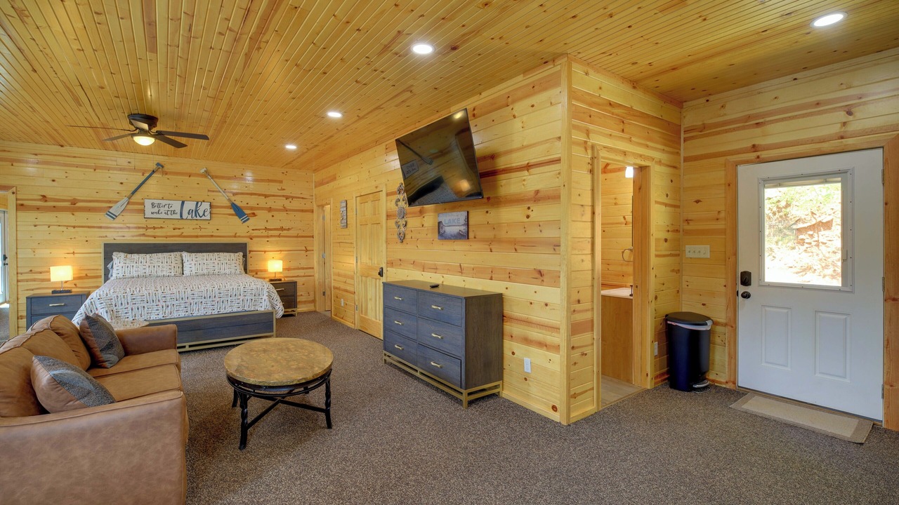 Photo of Bedroom in Draper