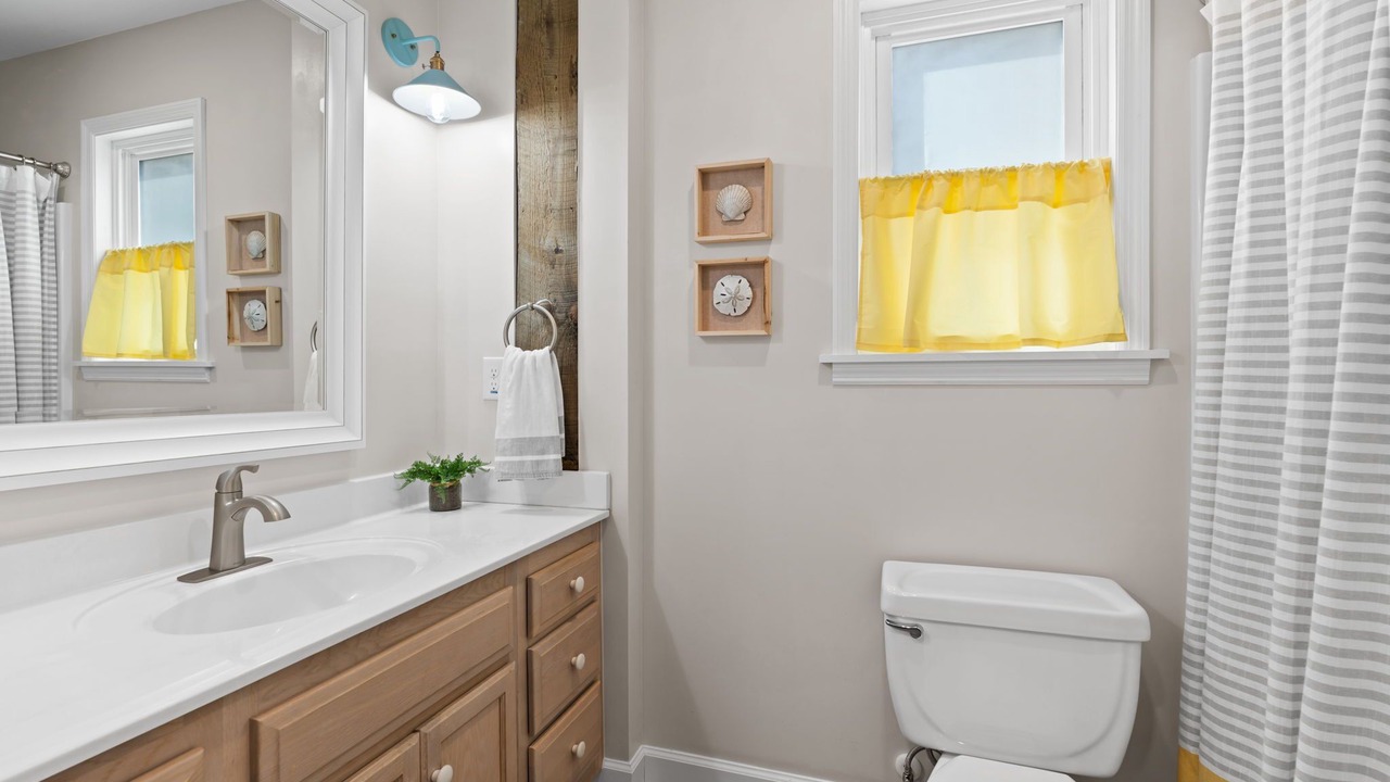 Photo of Bathroom in Tranquil Harbour