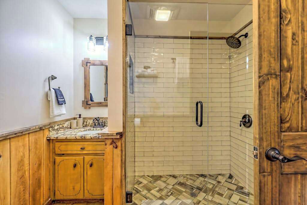 Photo of Bathroom in Blairsville