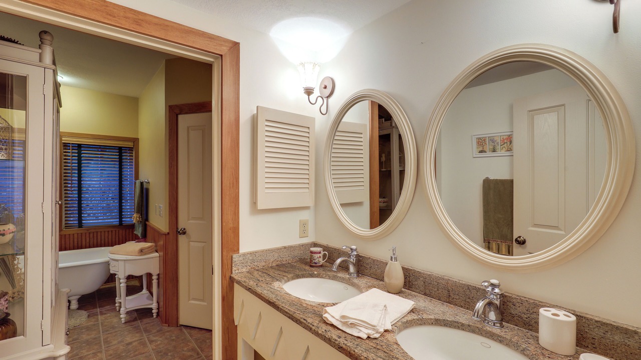 Photo of Bathroom in Mountain Air