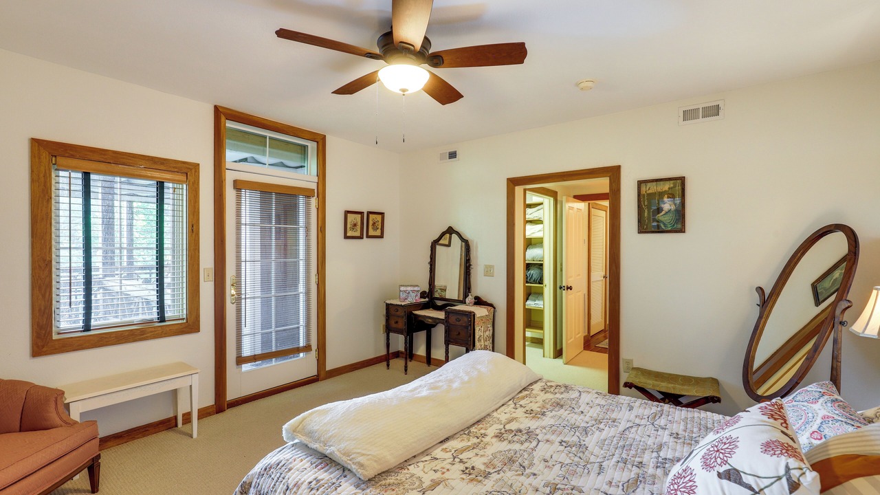 Photo of Bedroom in Mountain Air