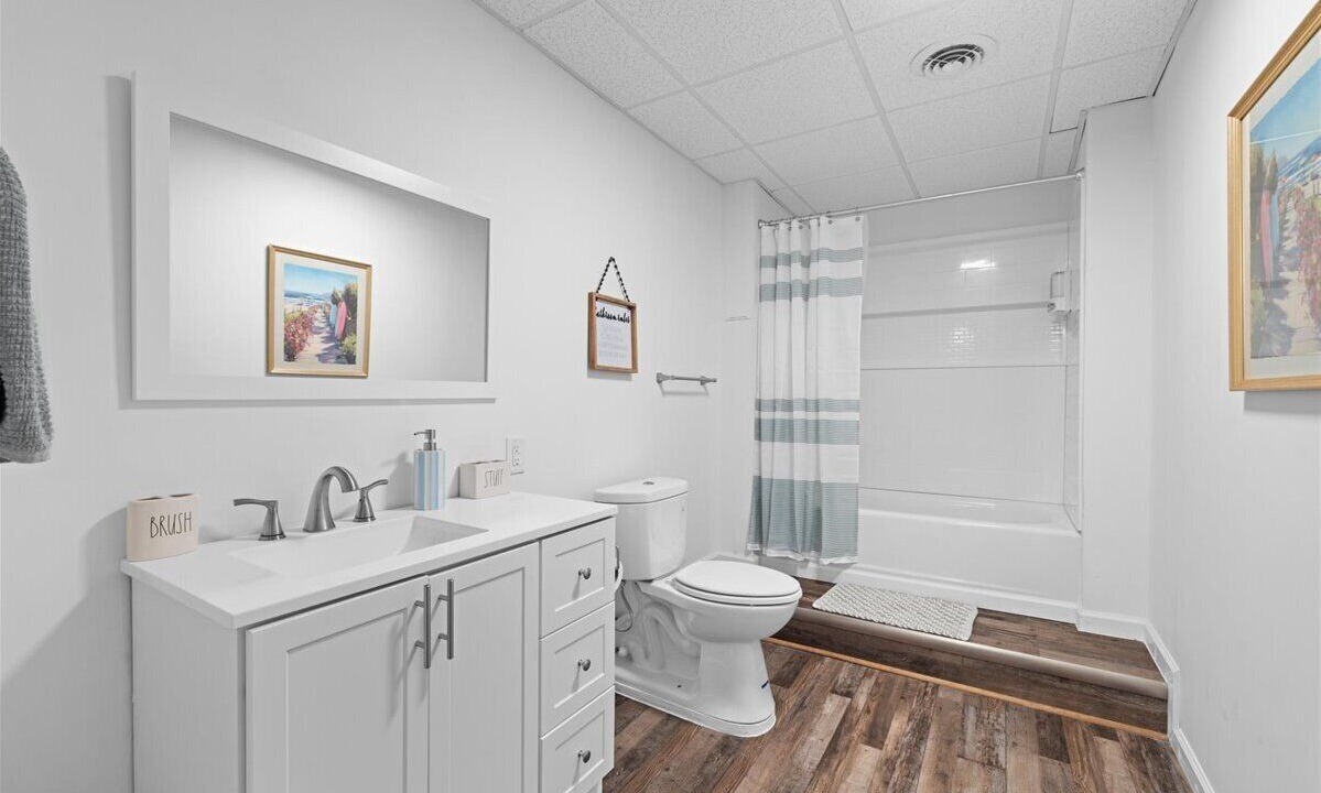 Photo of Bathroom in Leasburg