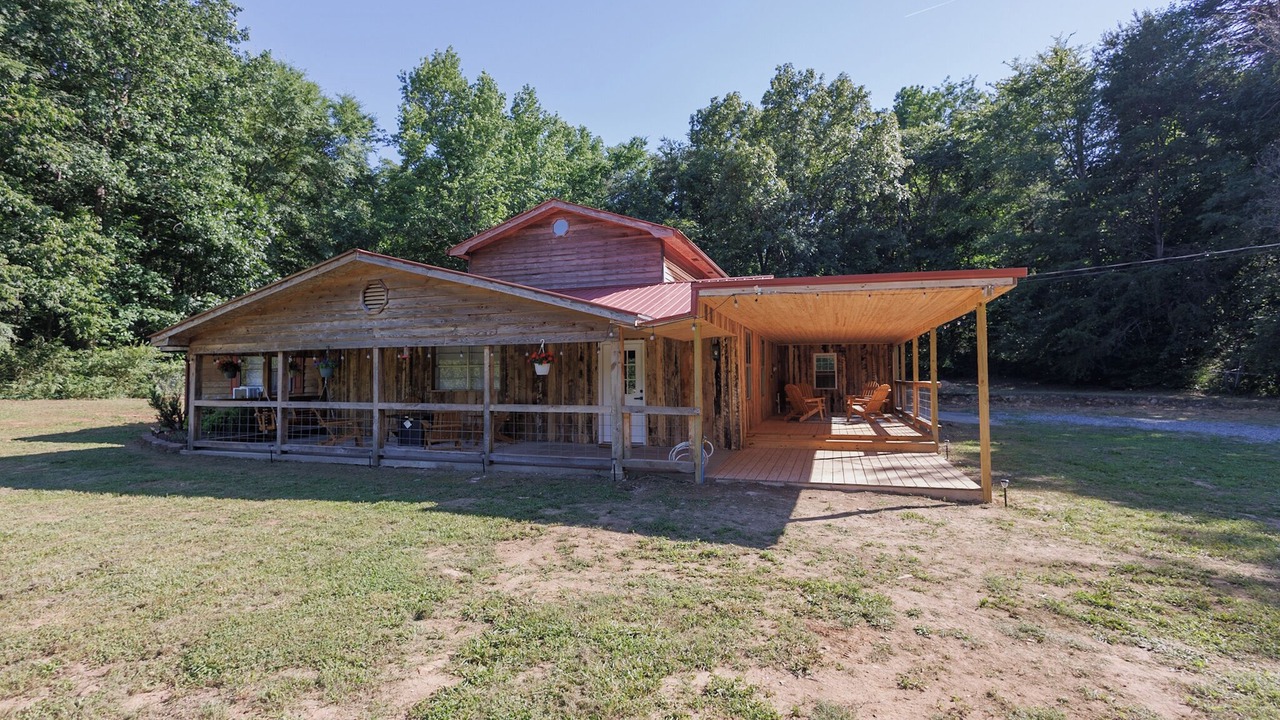 Photo of Outdoor in Benton