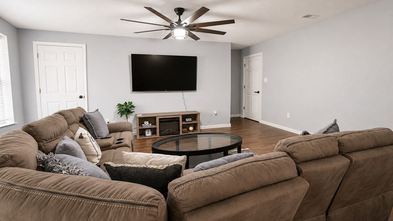 Photo of Livingroom in Benton