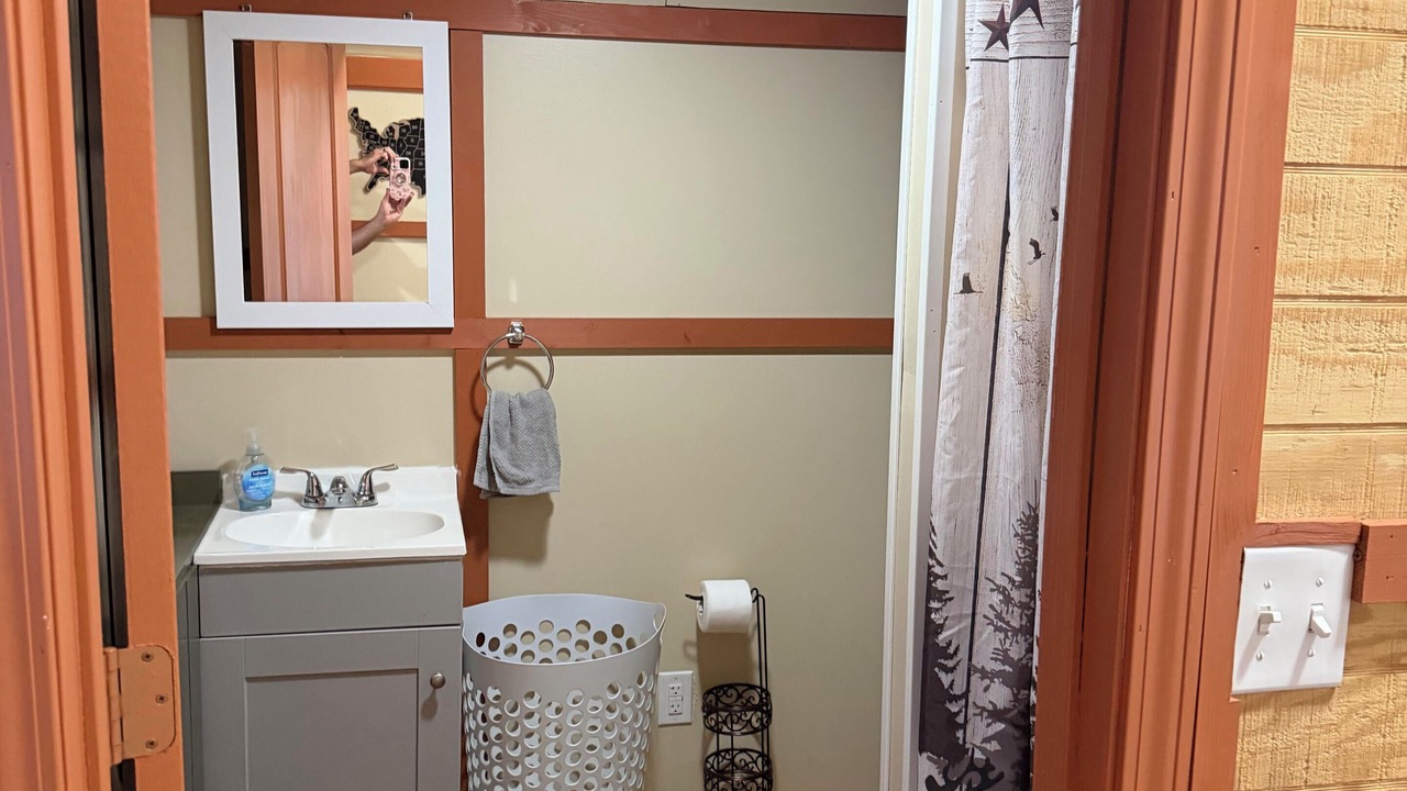 Photo of Bathroom in Freeman
