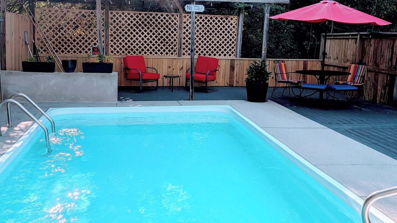 Photo of Outdoor in North Garrett Road