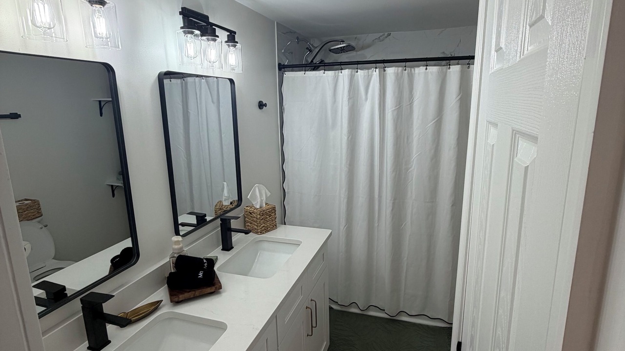 Photo of Bathroom in Goodview