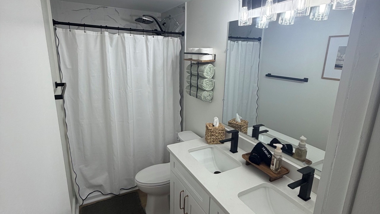 Photo of Bathroom in Goodview