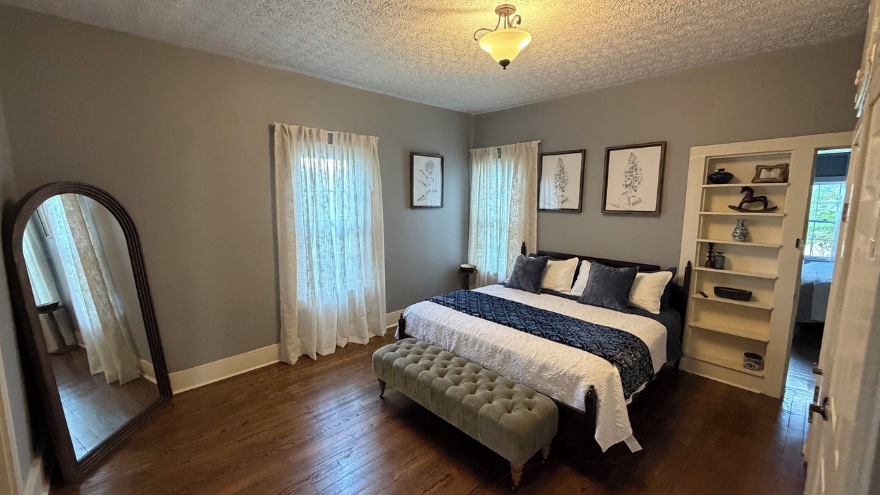 Photo of Bedroom in Russellville