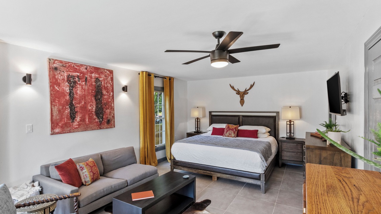 Photo of Bedroom in Burnsville