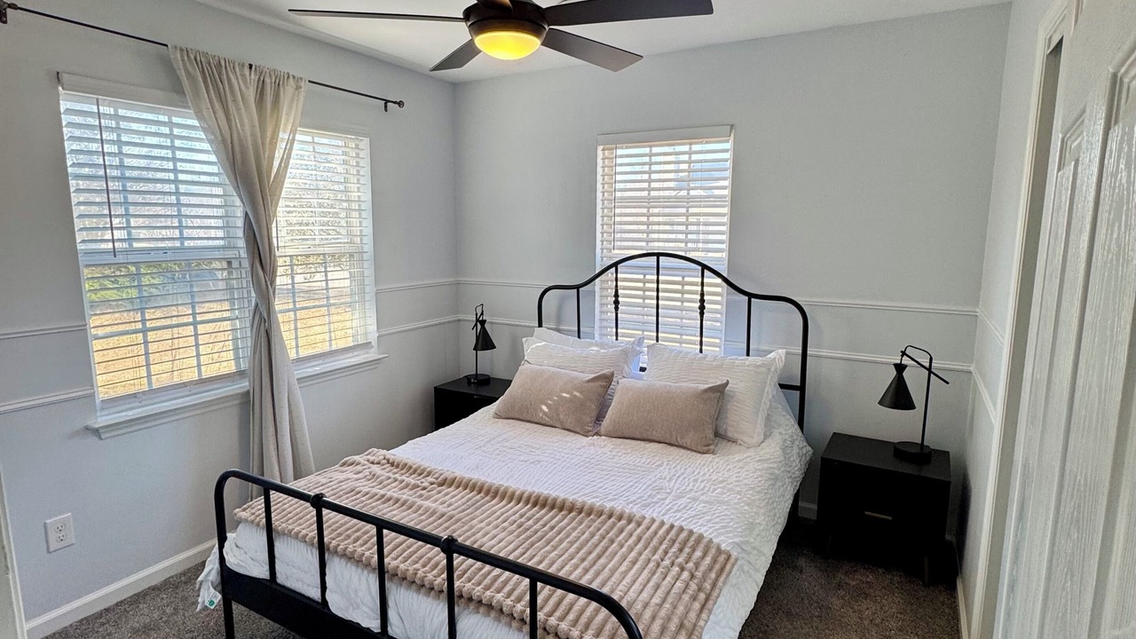 Photo of Bedroom in Murraysville