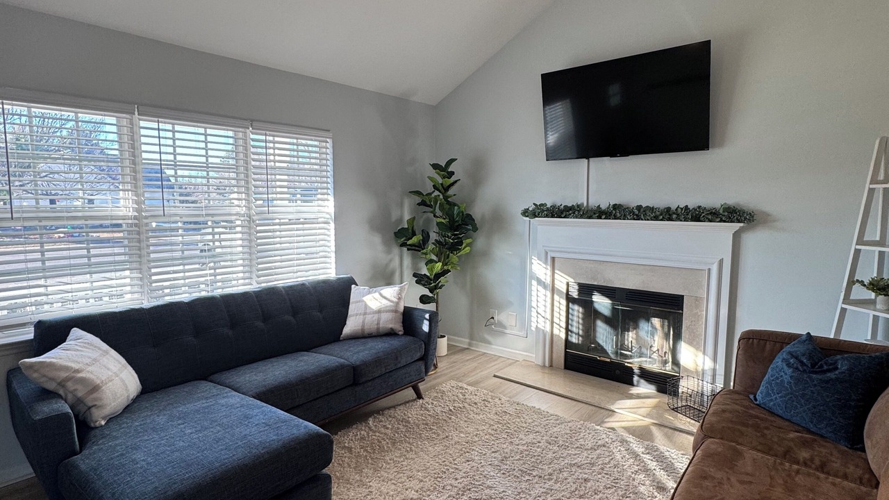 Photo of Livingroom in Murraysville