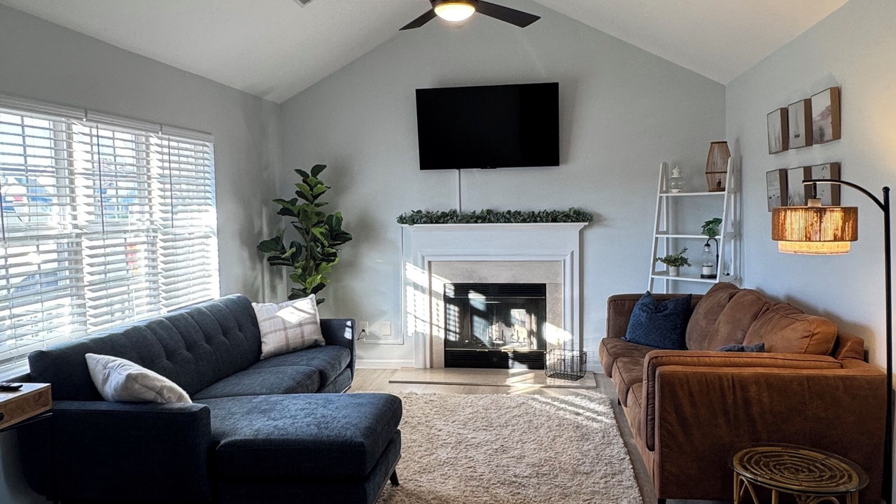 Photo of Livingroom in Murraysville