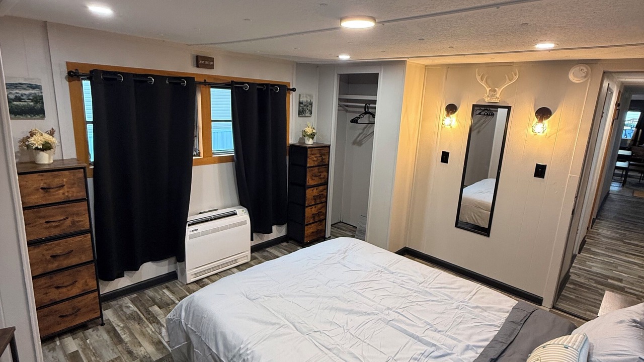 Photo of Bedroom in Hubert
