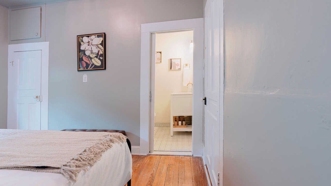 Photo of Bedroom in Washington