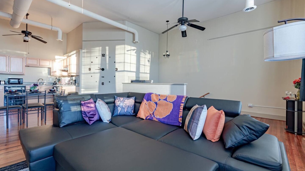 Photo of Bedroom in Central