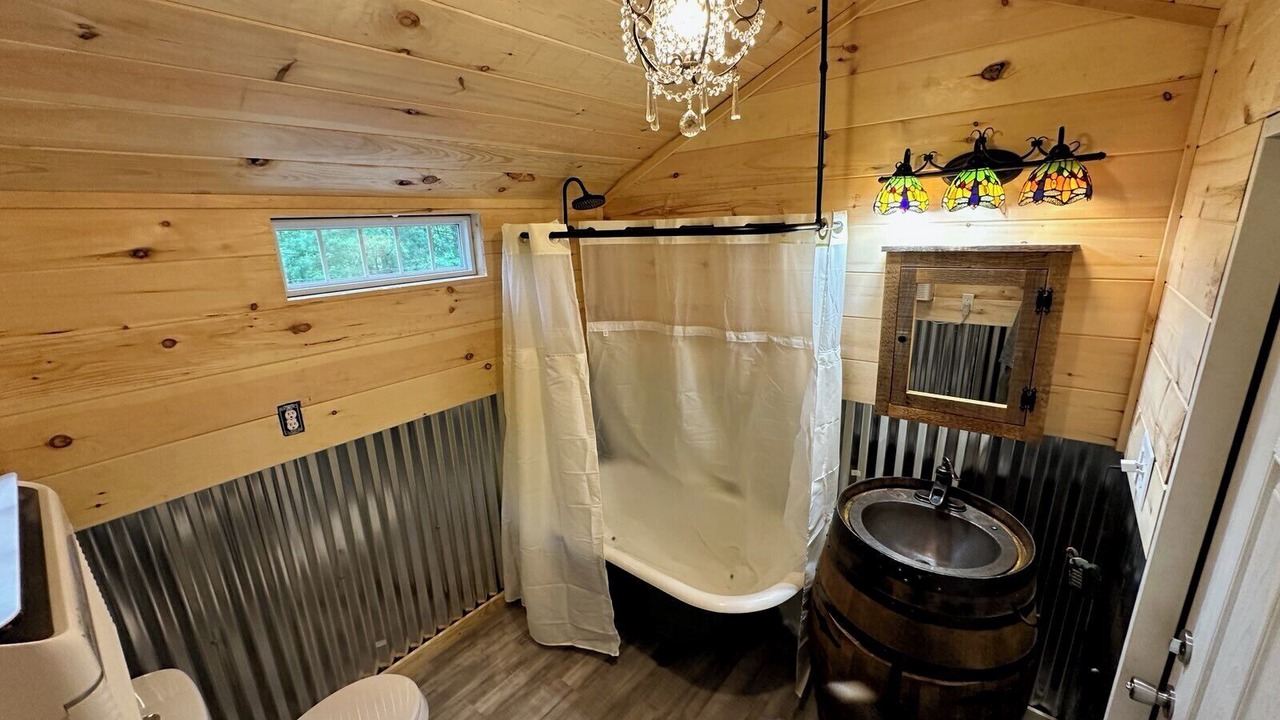 Photo of Bathroom in Reliance