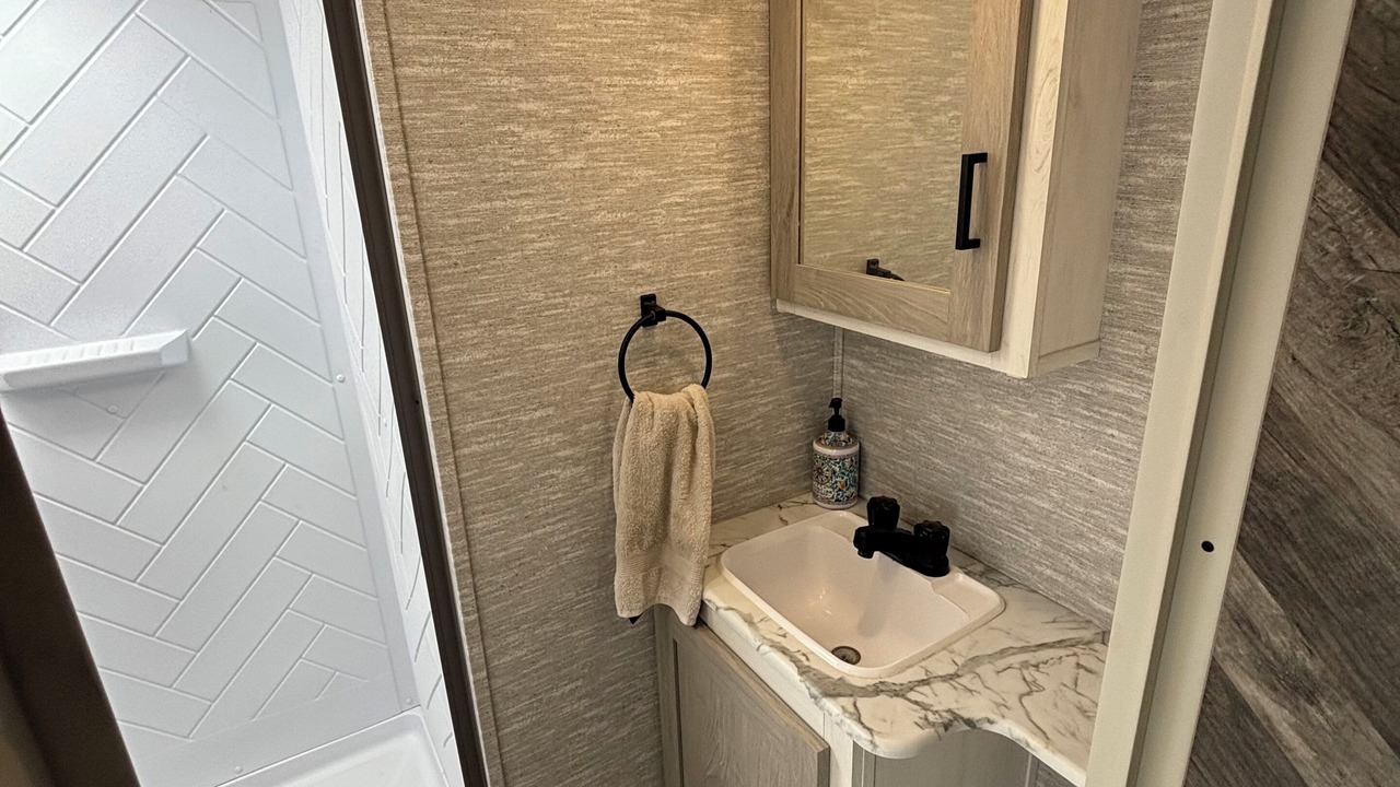 Photo of Bathroom in Fentress