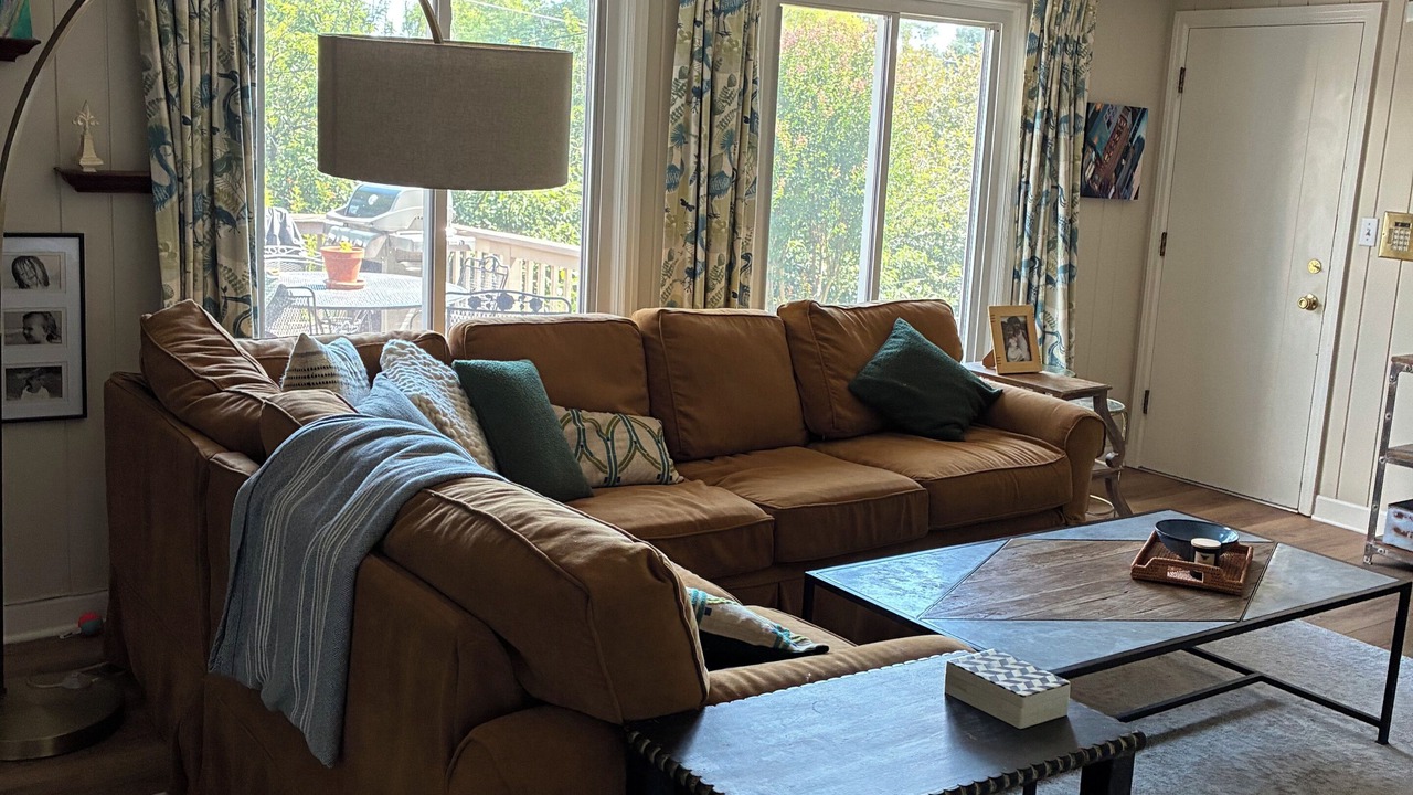 Photo of Livingroom in Roanoke