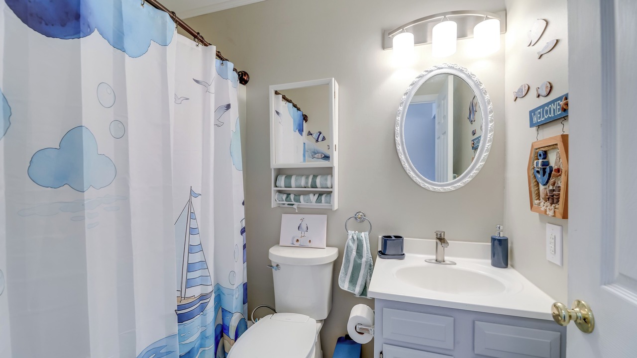 Photo of Bathroom in Fairfield Harbour