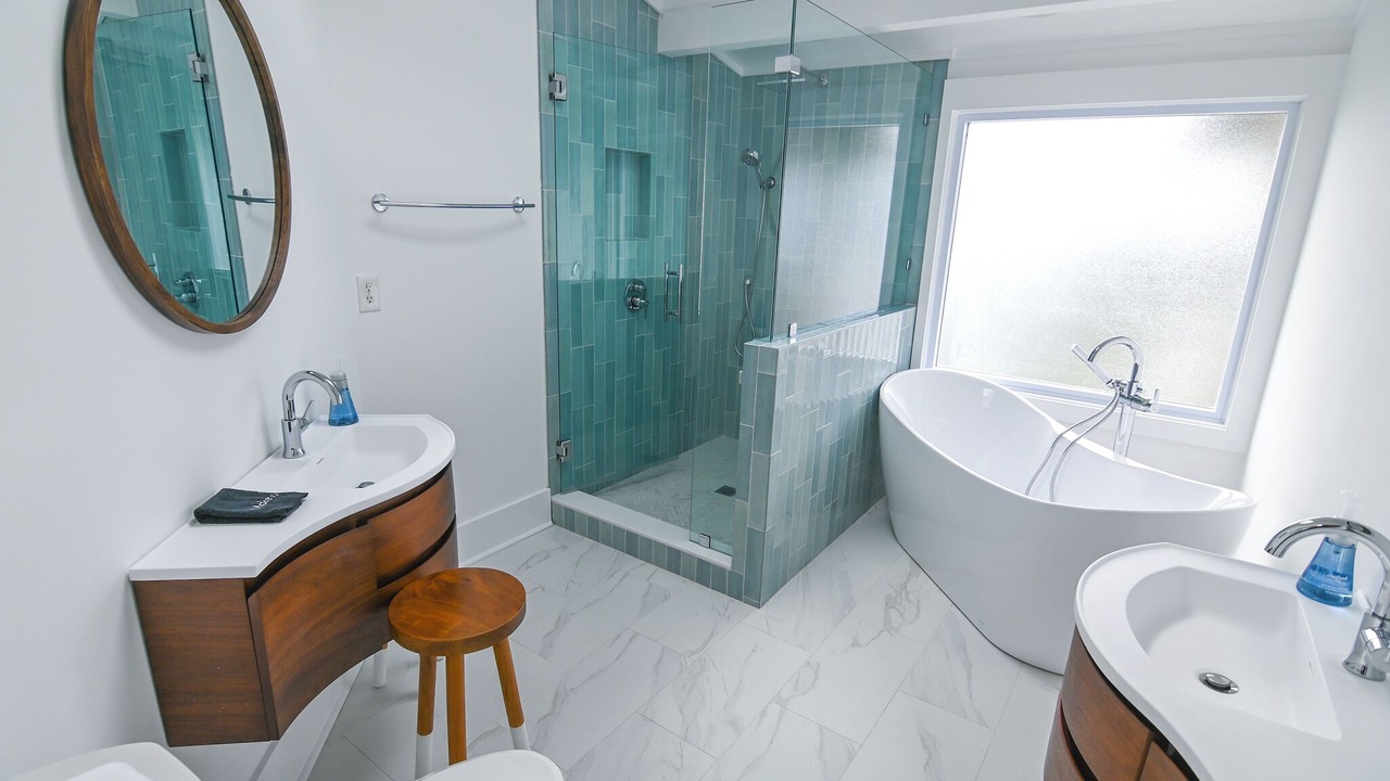 Photo of Bathroom in South Harbor Island