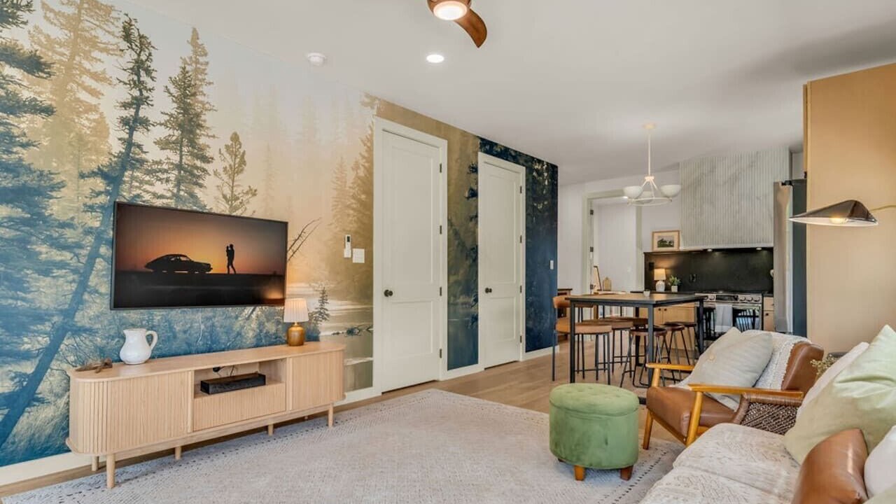 Photo of Livingroom in Knoxville