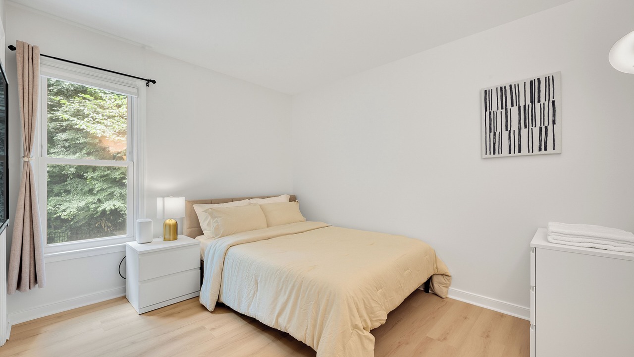 Photo of Bedroom in Midlothian