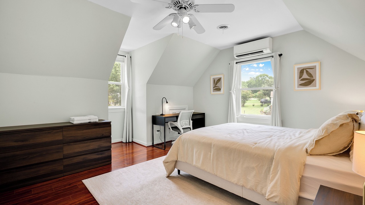 Photo of Bedroom in Midlothian