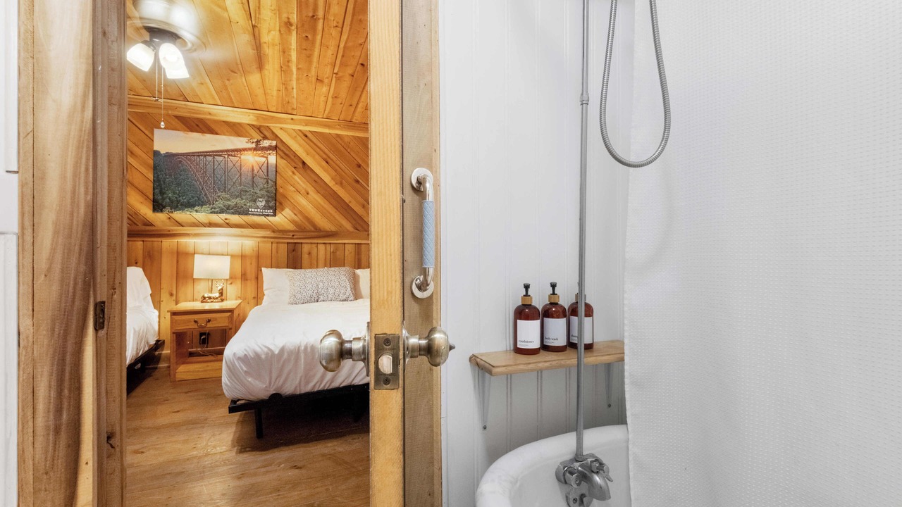 Photo of Bedroom in Ansted