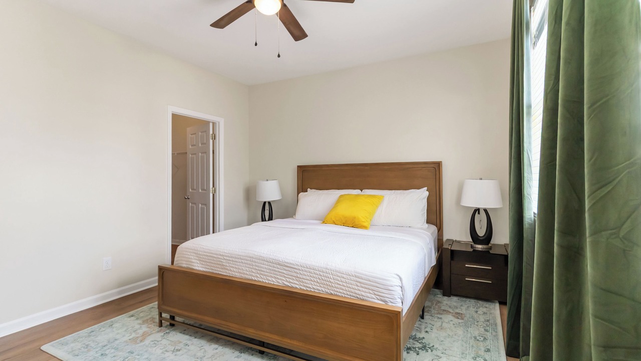 Photo of Bedroom in Masterson Station