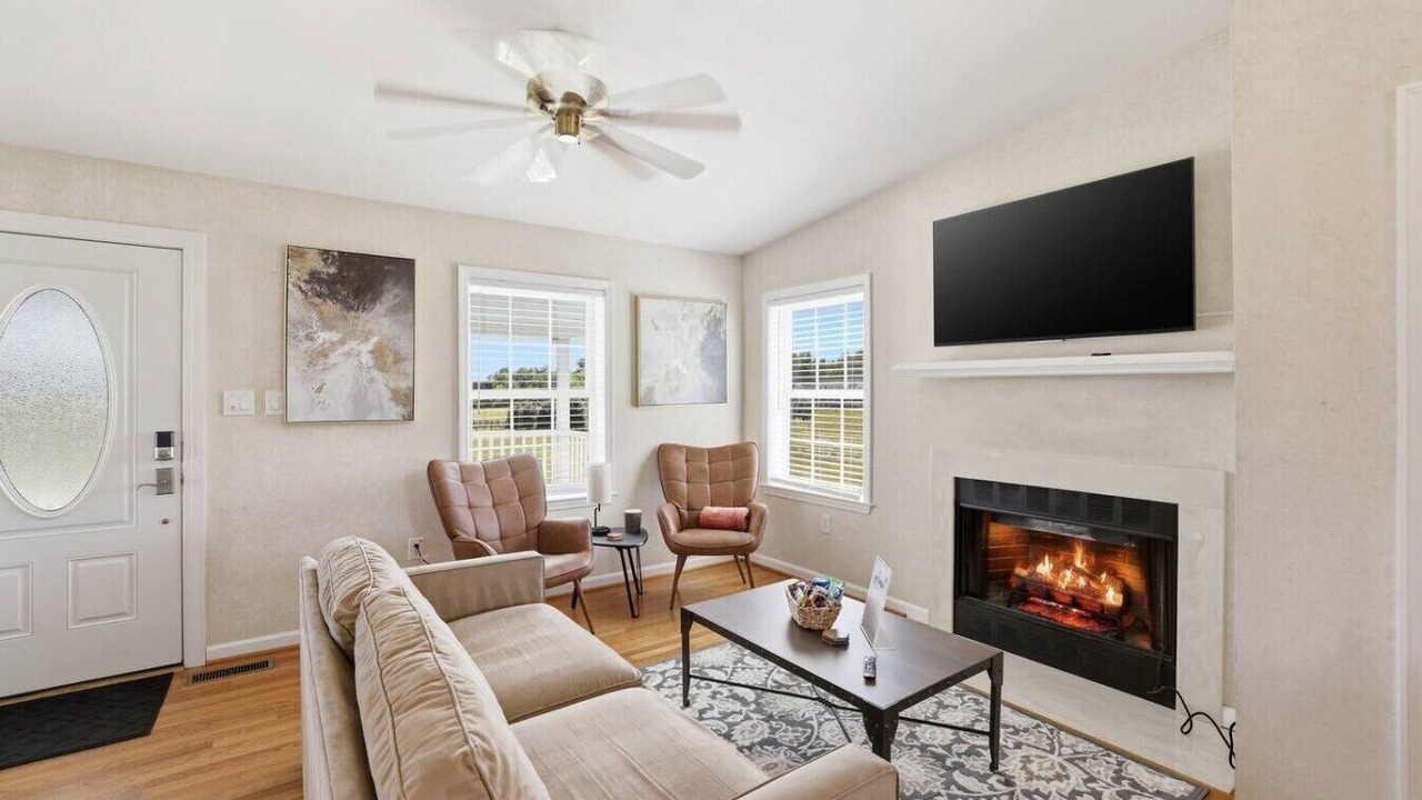 Photo of Livingroom in Quinton