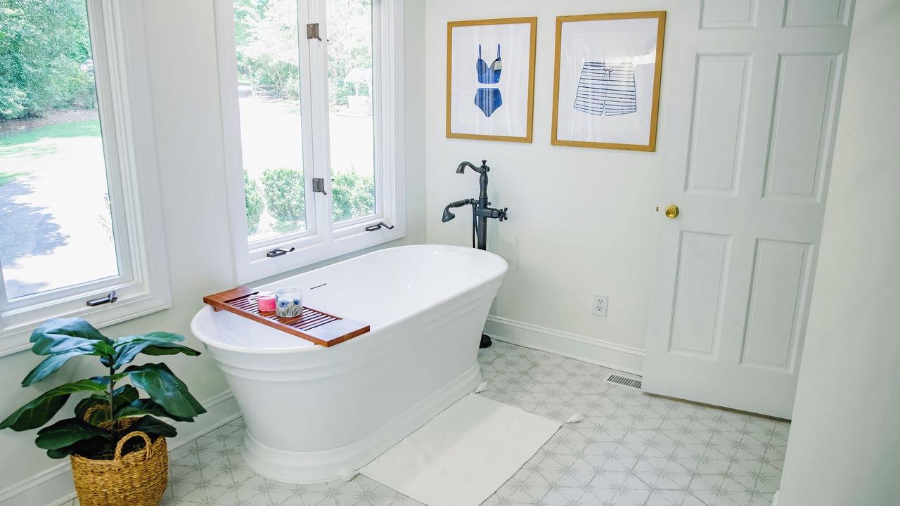 Photo of Bathroom in Leasburg