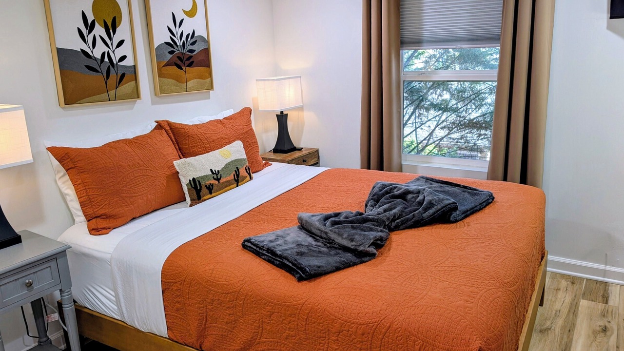 Photo of Bedroom in Knoxville