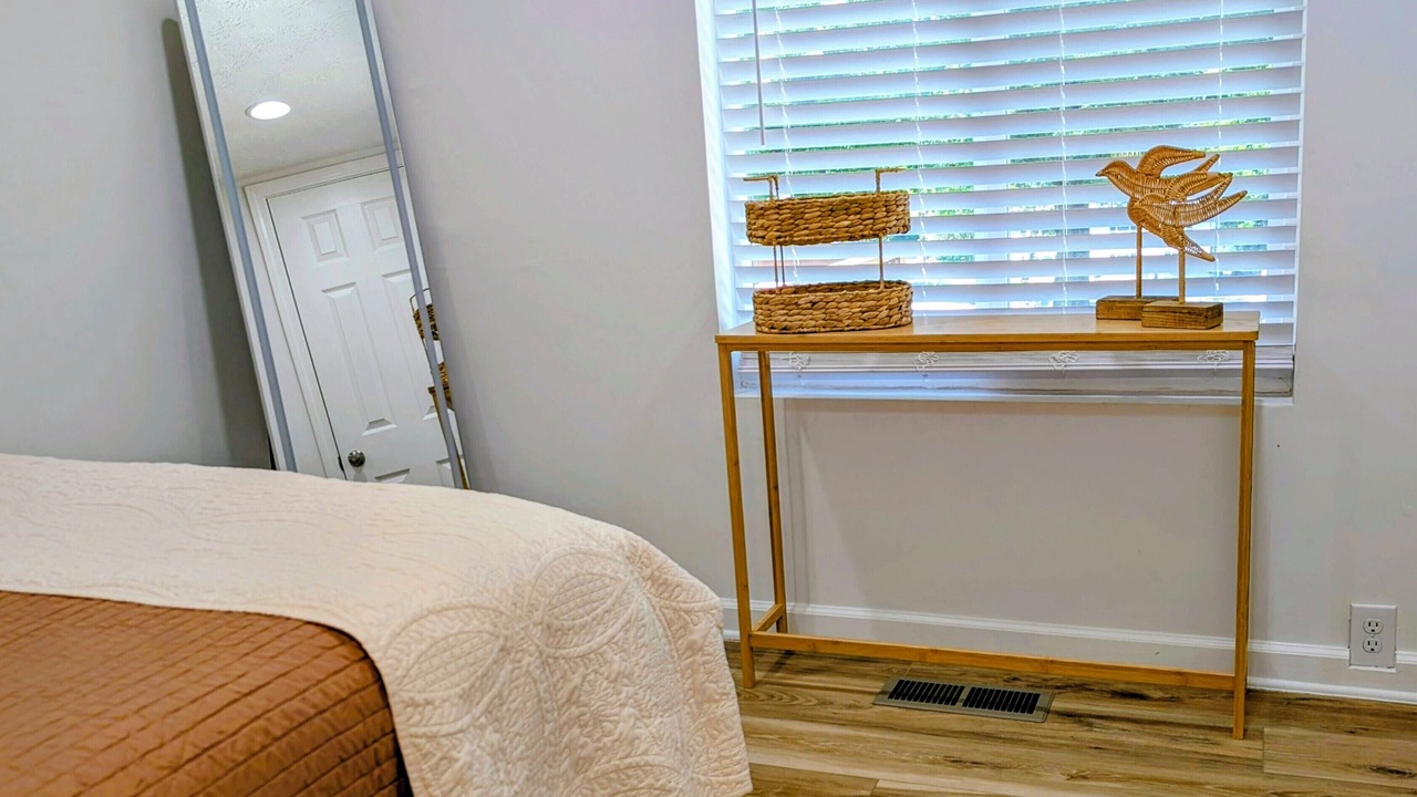 Photo of Bedroom in Knoxville