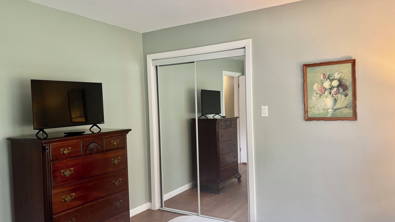 Photo of Bedroom in Shady Spring