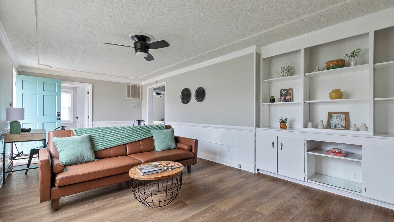 Photo of Livingroom in Hopewell