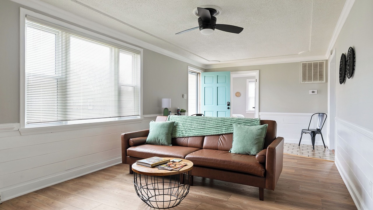 Photo of Livingroom in Hopewell