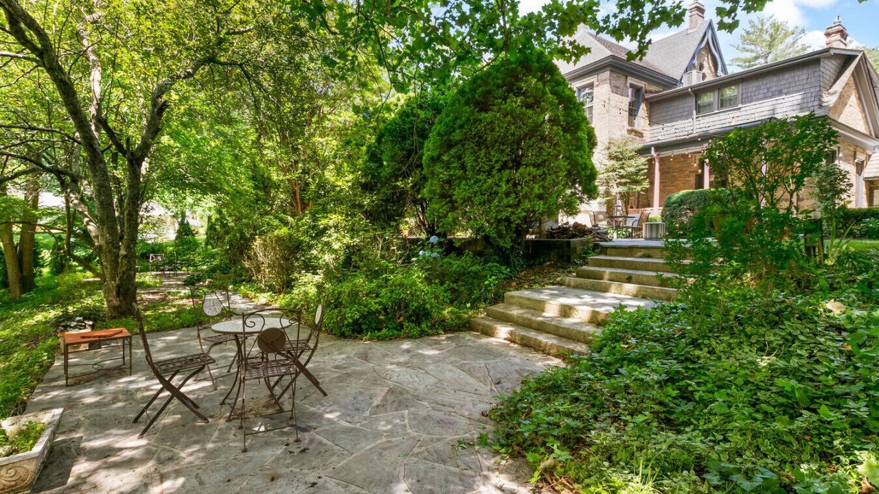 Photo of Outdoor in Royal Pines