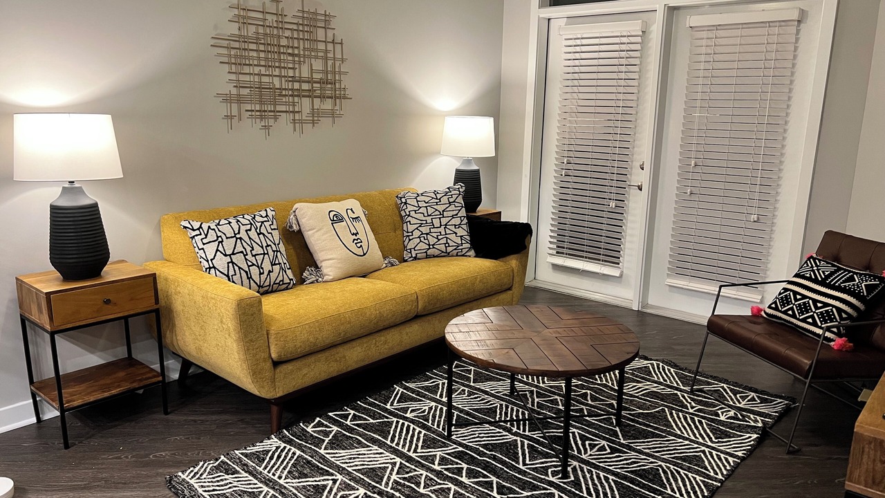 Photo of Livingroom in Farrington