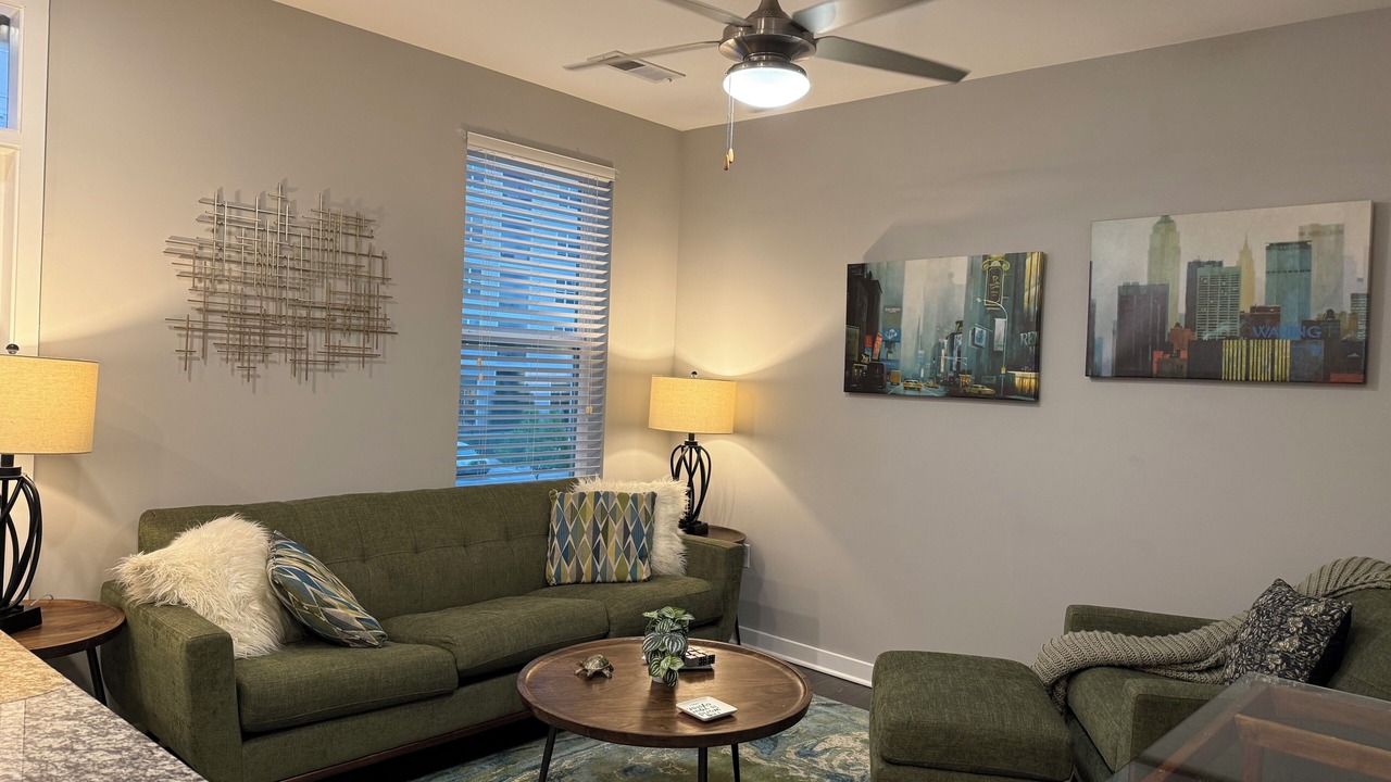 Photo of Livingroom in Chapel Hill