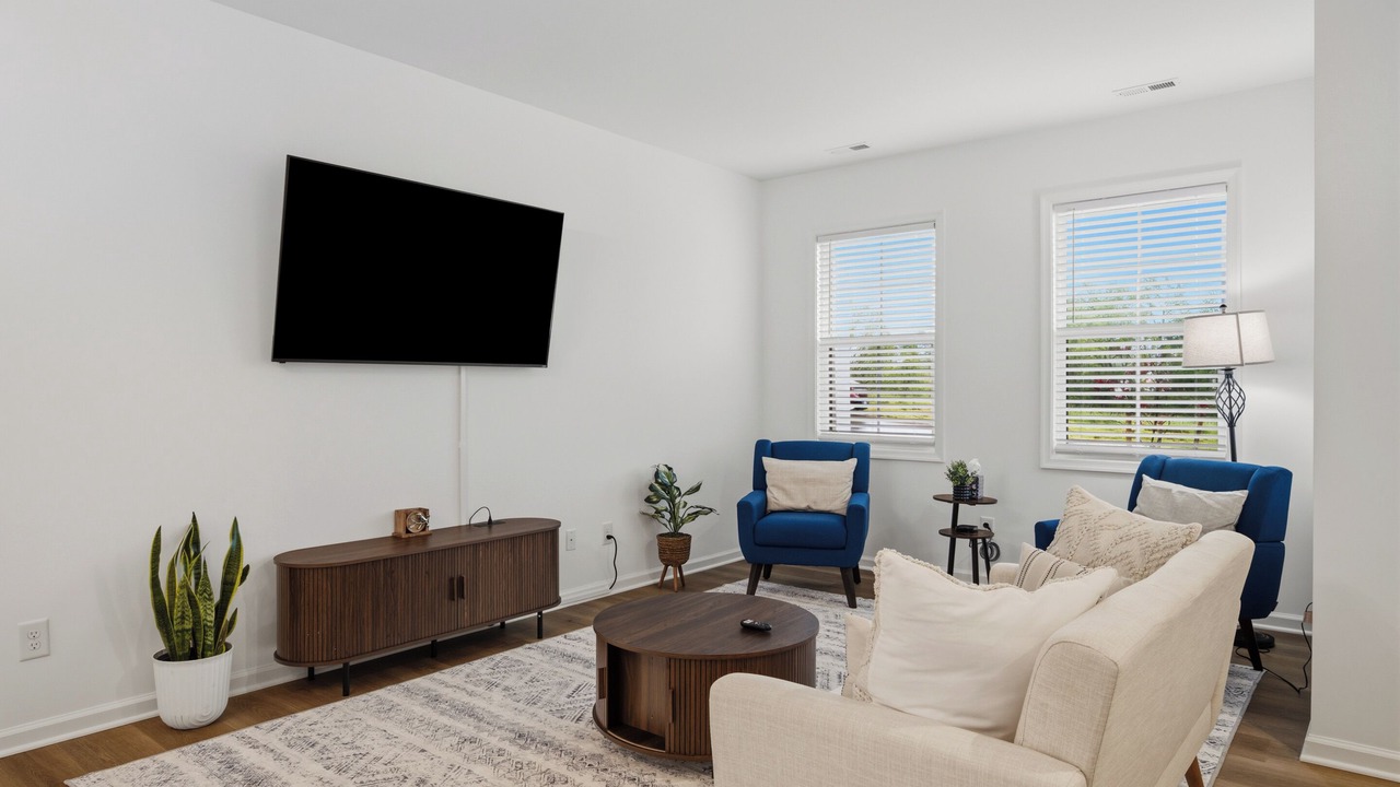 Photo of Livingroom in Blacksburg