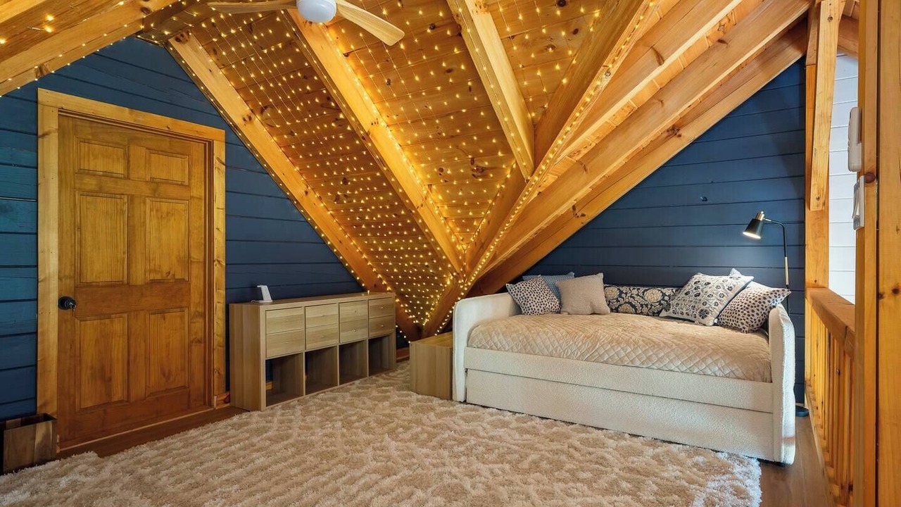 Photo of Bedroom in Burnsville