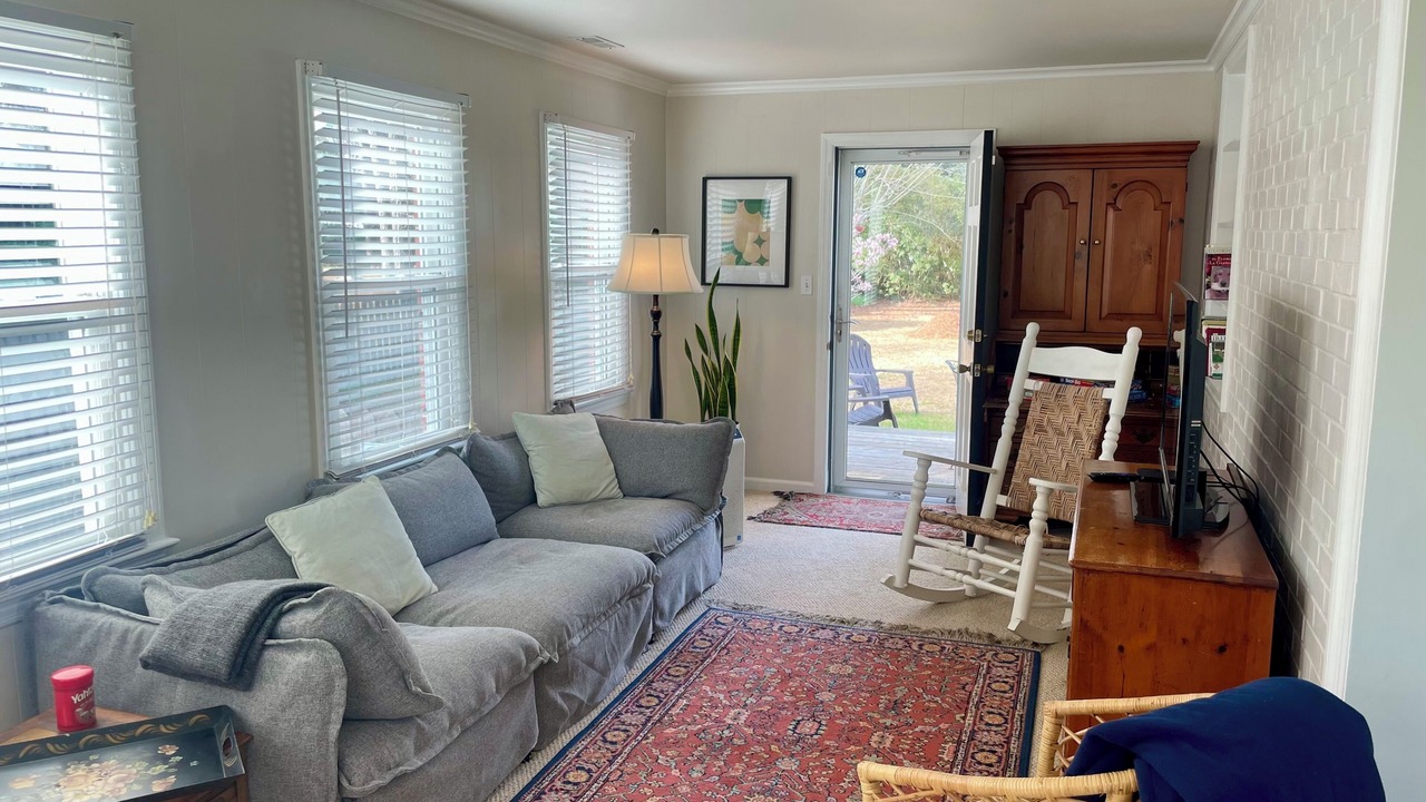 Photo of Livingroom in New Bern